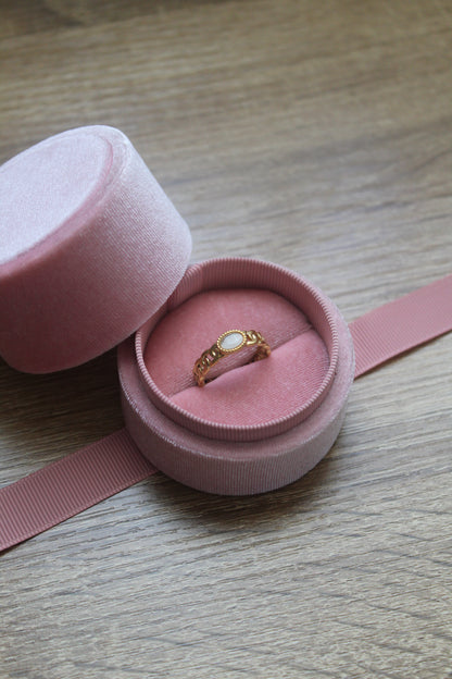 CAJA PREMIUM REDONDA CON LAZO