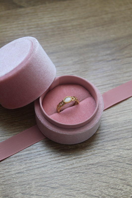 CAJA PREMIUM REDONDA CON LAZO