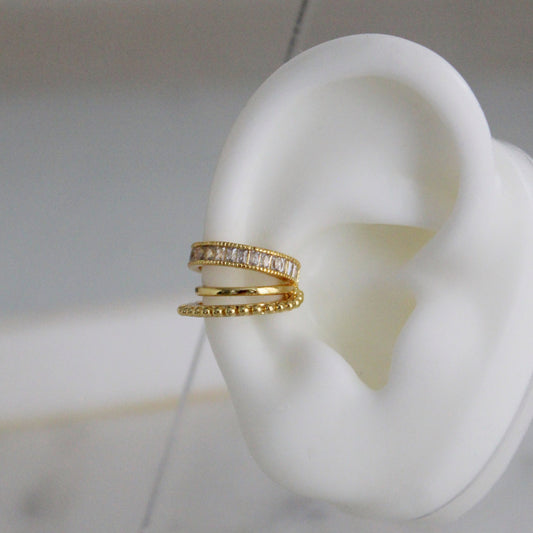 ROYAL GLOW EARCUFF