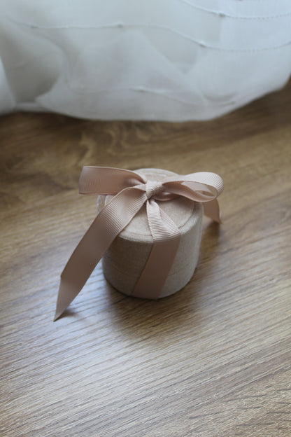 CAJA PREMIUM REDONDA CON LAZO