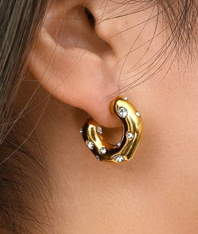 CRYSTAL GOLD CHUNKY HOOPS