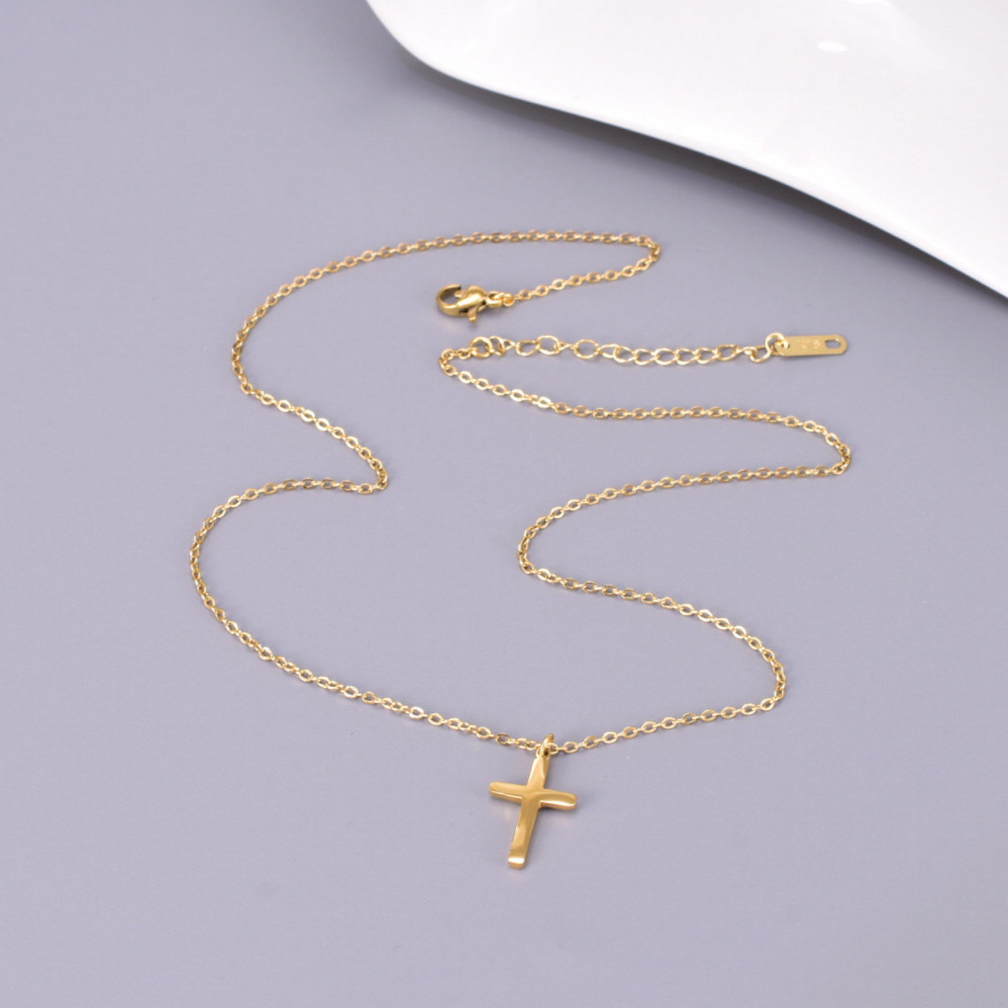 CROSS NECKLACE